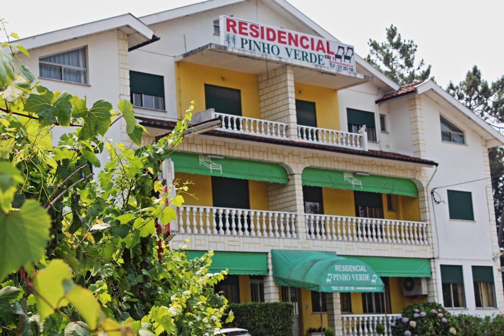 Residencial Pinho Verde Меаляда Екстериор снимка