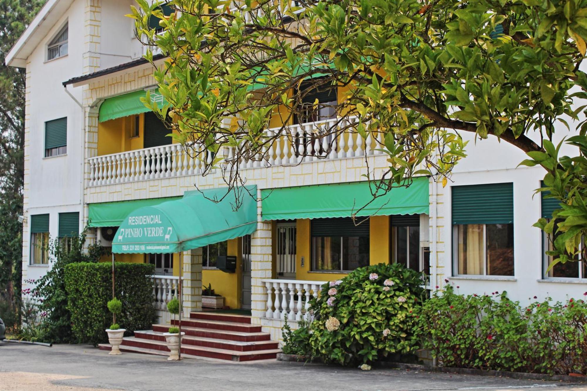 Residencial Pinho Verde Меаляда Екстериор снимка