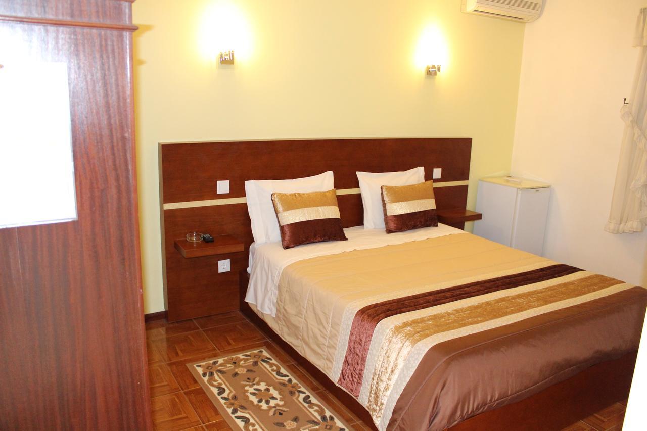 Residencial Pinho Verde Меаляда Екстериор снимка